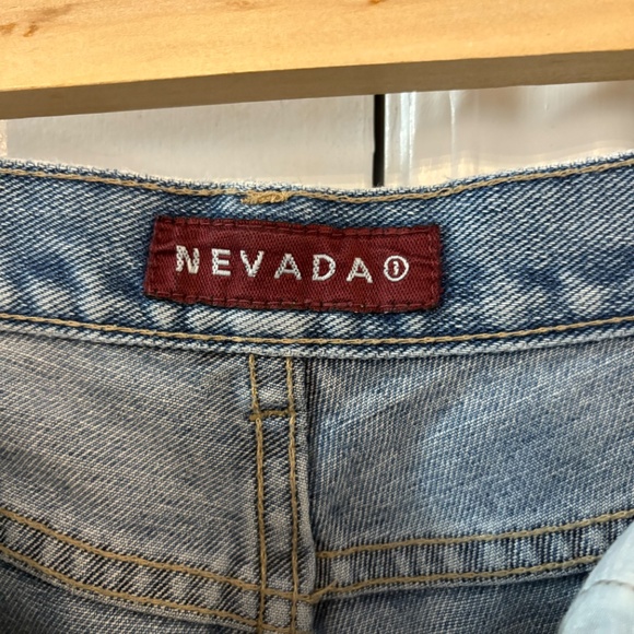 Nevada Jeans - Picture 3 of 8